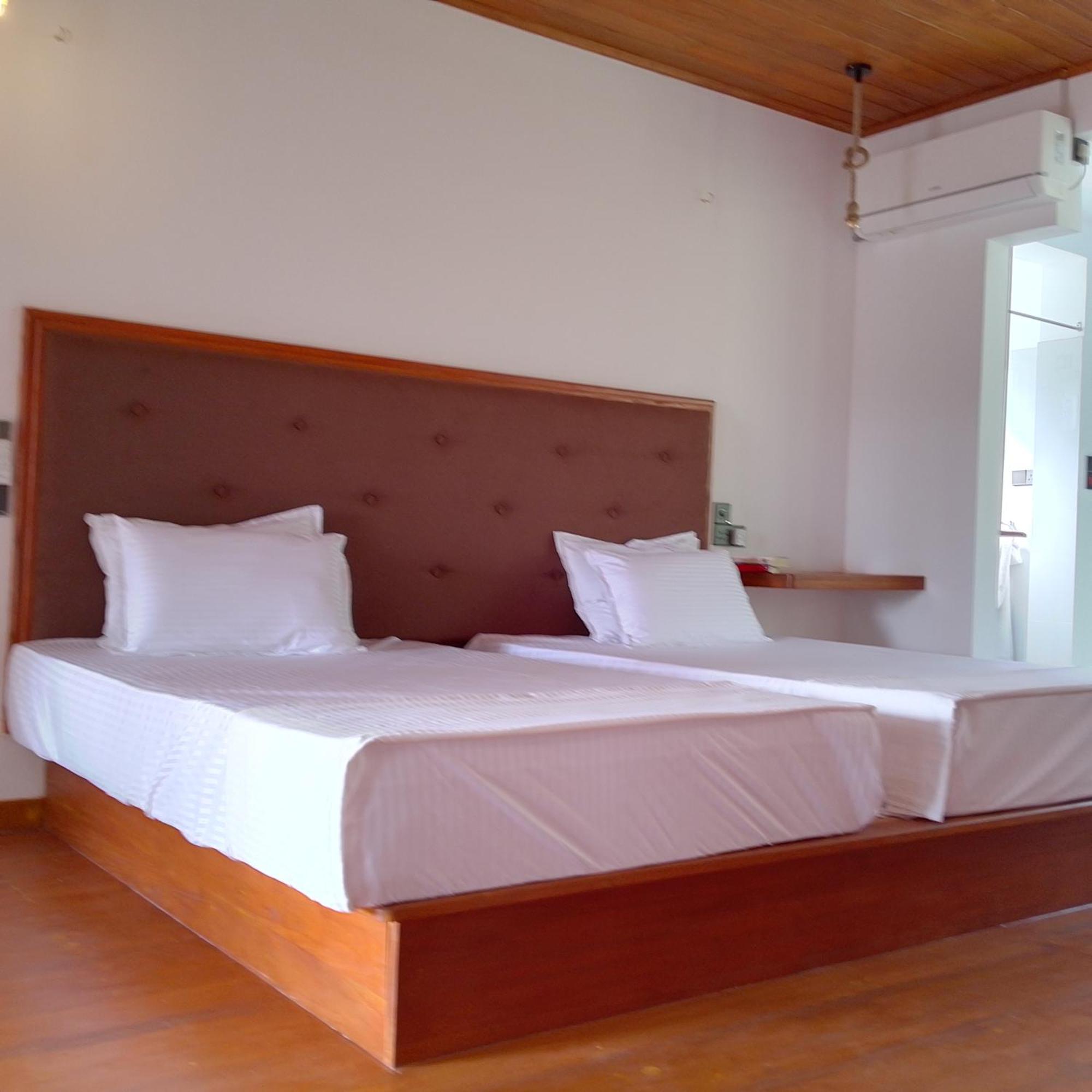 Thusara Guesthouse 미리사 외부 사진