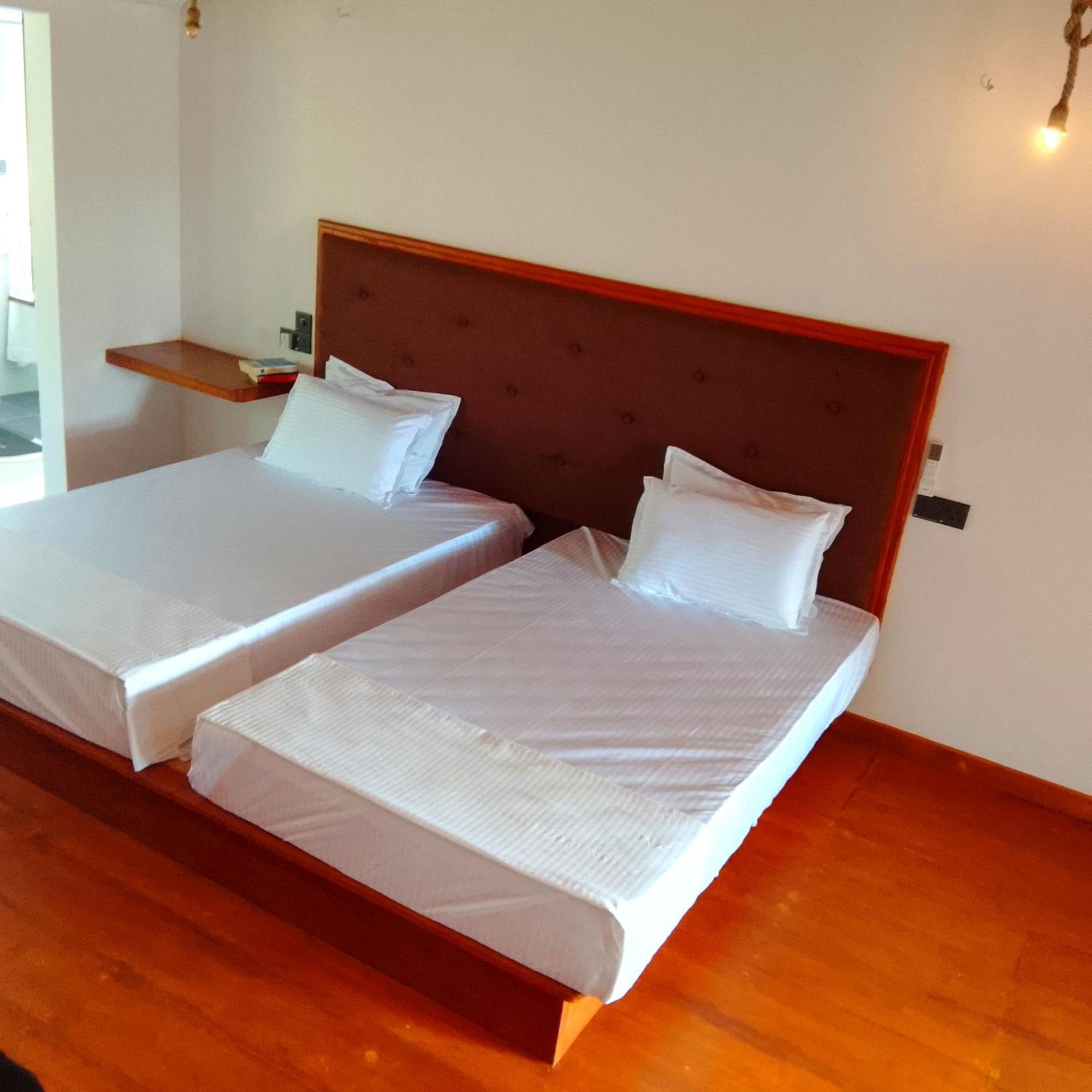 Thusara Guesthouse 미리사 외부 사진