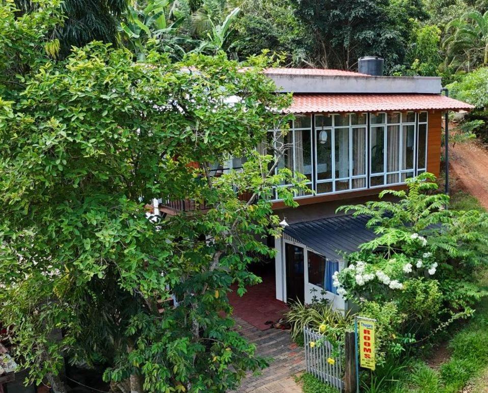 Thusara Guesthouse 미리사 외부 사진