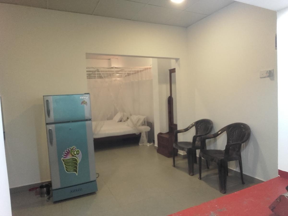 Thusara Guesthouse 미리사 외부 사진